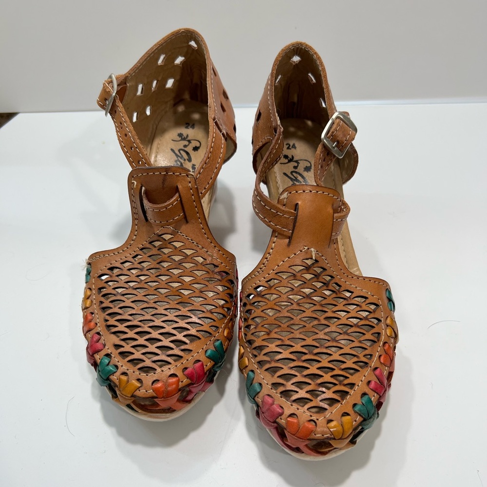 Orange, teal, yellow, pink, and brown braided wedges from Mexico size 7 (24)